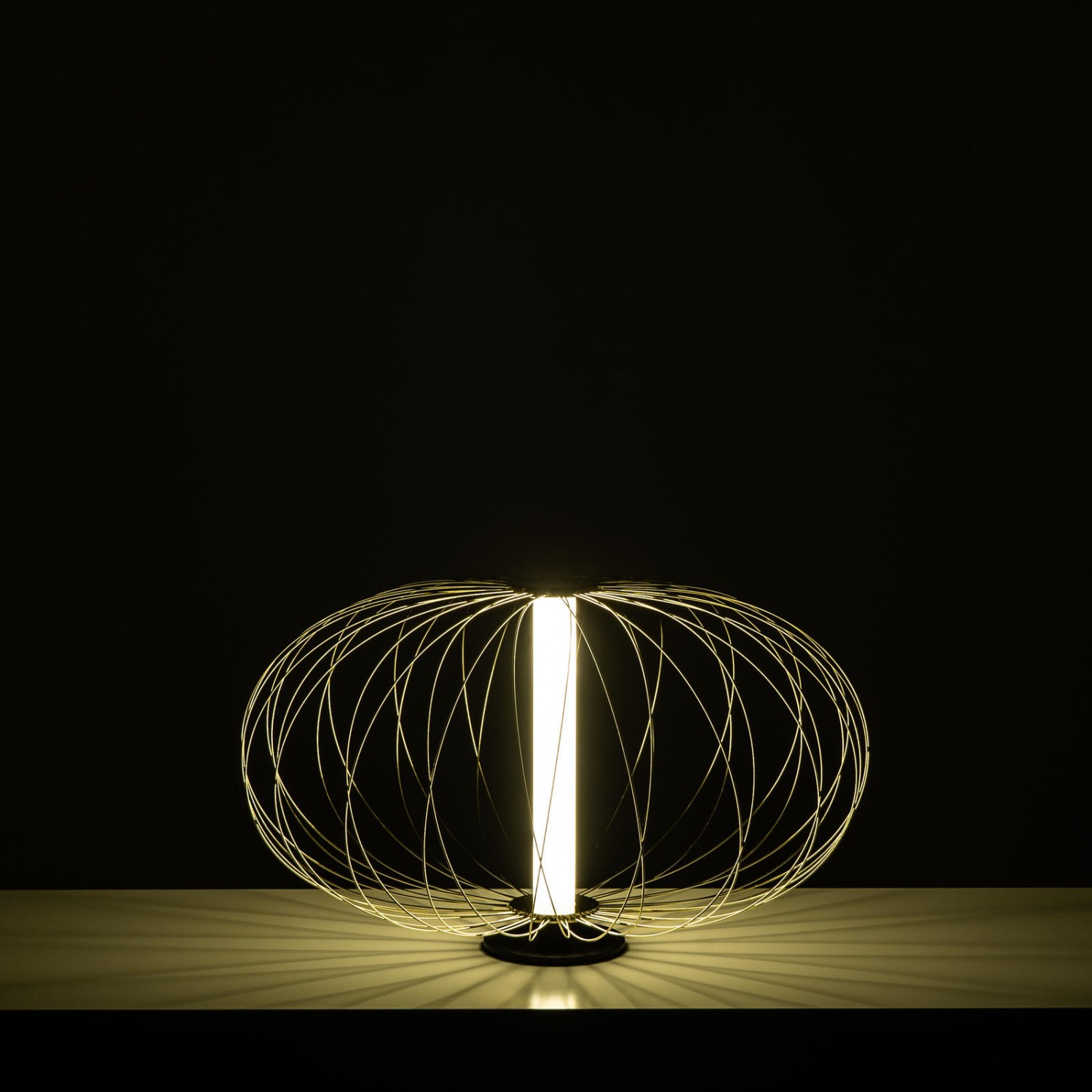 lampada da tavolo led design twist mizar