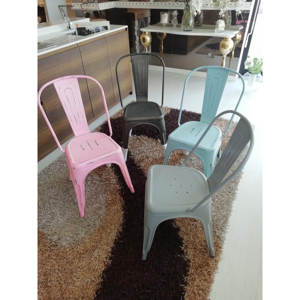 Set di 4 sedie in metallo colorate