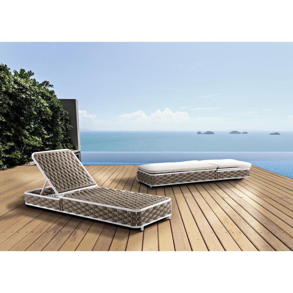 Lettino outdoor, piscina, struttura in alluminio laccato bianco, intreccio in tessuto tubolare Sunproof ( 100% Olefin